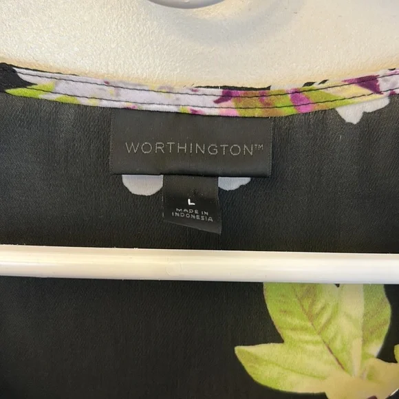 Worthington Women’s Blouse Black/Purple Floral Size Large - Picture 3 of 4
